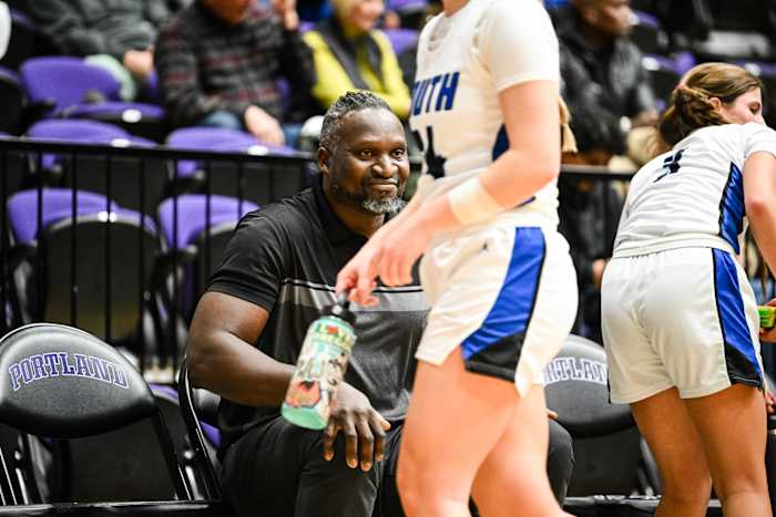 South Medford West Salem 6A Oregon girls basketball quarterfinal Naji Saker -41
